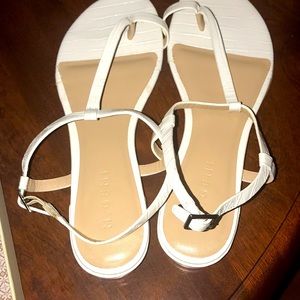 M. GEMI White Leather Sandals size 10. Worn once!